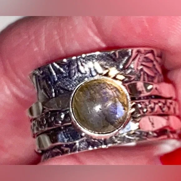 Handmade Natural Labradorite Stone Spinner Ring .925 Stamp Size: 5.5 - Picture 3 of 5